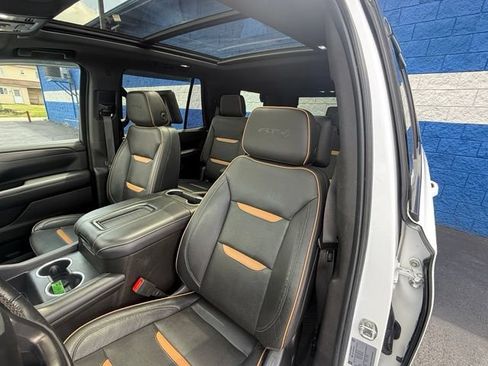Used 2021 GMC Yukon AT4 w/ Rear Media and Nav Package AWD/4WD image 9