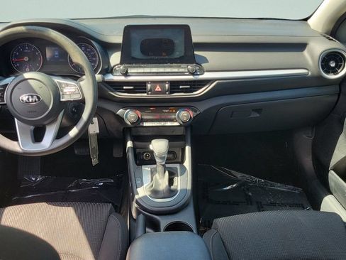 Used 2019 Kia Forte LXS FWD image 11