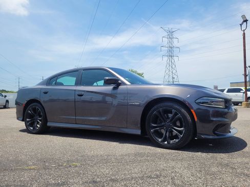 Used 2022 Dodge Charger R/T RWD image 8
