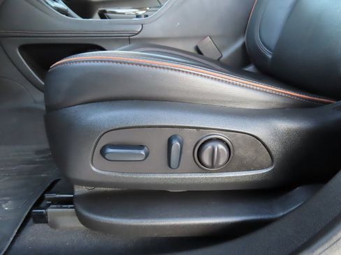 Certified 2023 GMC Acadia AT4 w/ GMC Pro Grade Package image 7