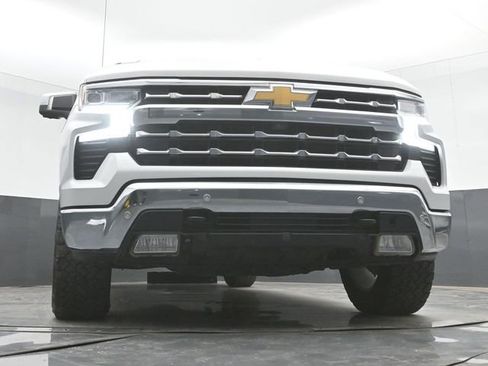 Used 2023 Chevrolet Silverado 1500 LTZ w/ LTZ Convenience Package II AWD/4WD image 43