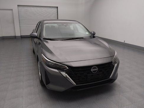 Used 2025 Nissan Sentra S image 14