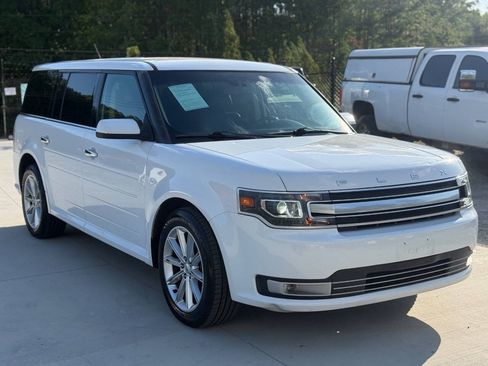 Used 2018 Ford Flex Limited FWD image 1