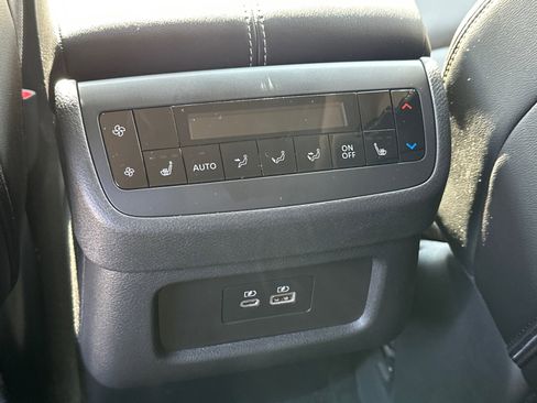 New 2025 Nissan Pathfinder SL w/ SL Premium Package image 24