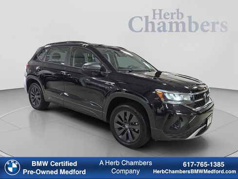Used 2022 Volkswagen Taos S AWD/4WD image 1