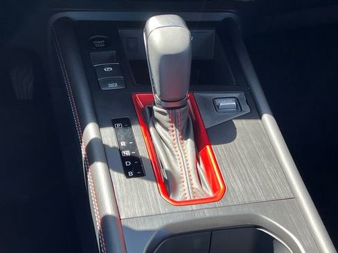 New 2026 Nissan Kicks SR FWD image 17
