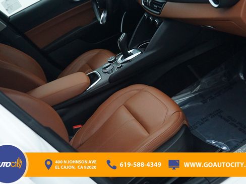 Used 2020 Alfa Romeo Giulia Ti w/ Nero Edizione RWD image 8