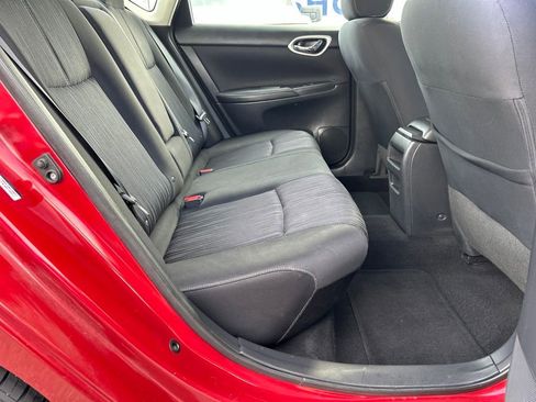 Used 2016 Nissan Sentra SR FWD image 41
