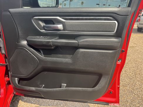 Used 2020 RAM 1500 Lone Star RWD image 32