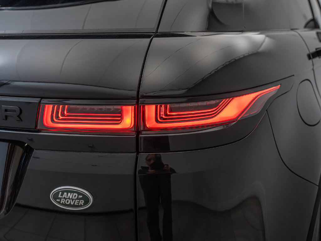 Used 2022 Land Rover Range Rover Evoque R-Dynamic SE AWD/4WD image 9