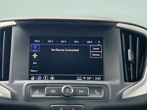 Used 2024 GMC Terrain SLE image 29