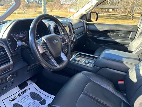 Used 2020 Ford Expedition Max Platinum image 17