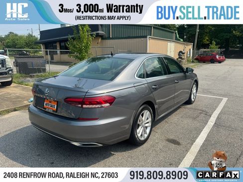 Used 2020 Volkswagen Passat 2.0T SE FWD image 5
