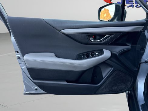 Used 2020 Subaru Outback Premium image 14