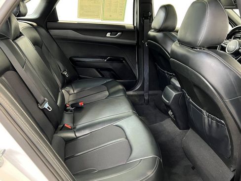 Used 2023 Kia K5 GT-Line image 15