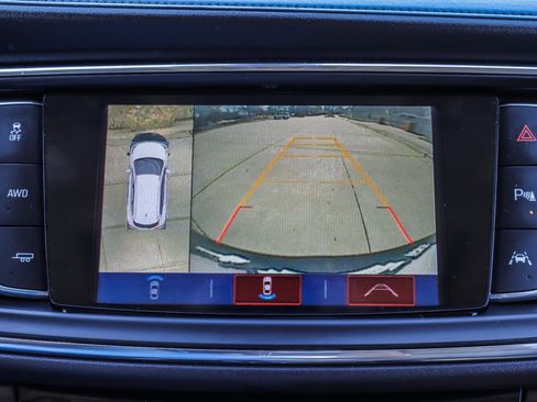 Used 2018 Buick Enclave Premium w/ Experience Buick Package image 9