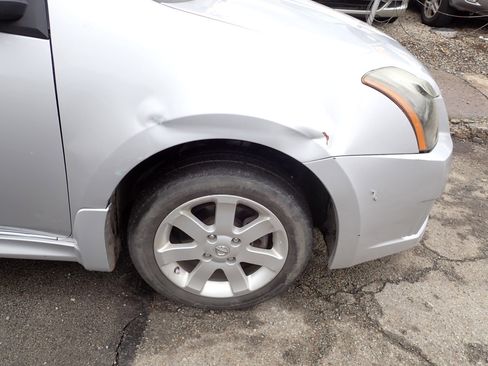 Used 2011 Nissan Sentra 2.0 SR w/ Convenience Pkg image 7