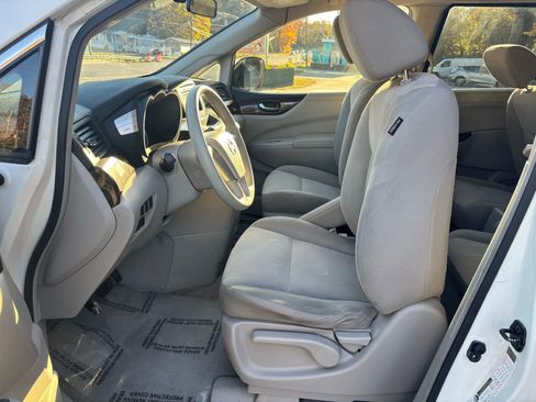Used 2012 Nissan Quest S image 27