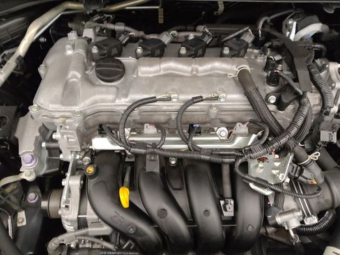 Used 2022 Toyota Corolla LE image 30