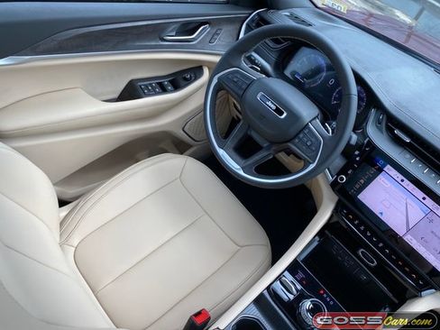 New 2026 Jeep Grand Cherokee Limited image 22