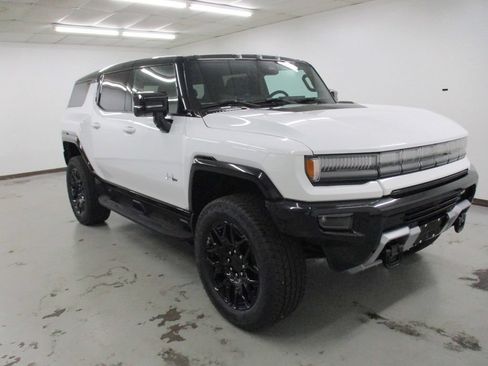 Used 2026 GMC Hummer EV SUV AWD/4WD image 1