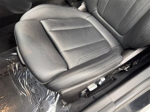 Used 2020 BMW 330i Sedan w/ Convenience Package image 28