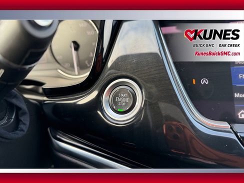 Used 2022 Cadillac XT6 Premium Luxury image 24