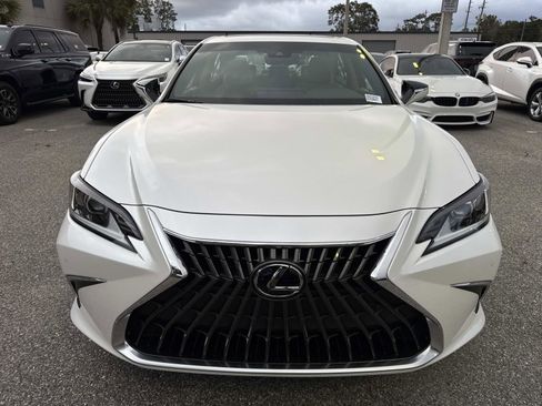 New 2025 Lexus ES 350 w/ Premium Package image 8