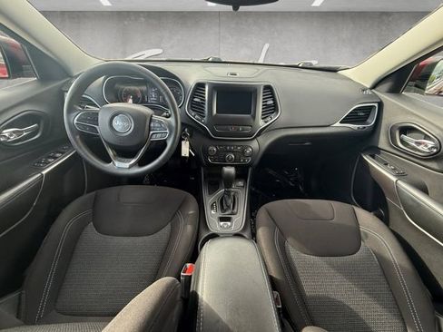 Used 2021 Jeep Cherokee Latitude image 20