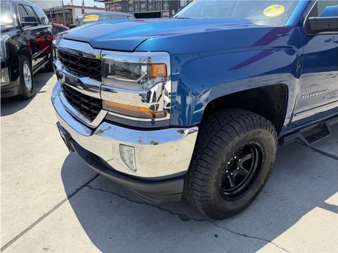 Used 2017 Chevrolet Silverado 1500 LT w/ All Star Edition RWD image 9