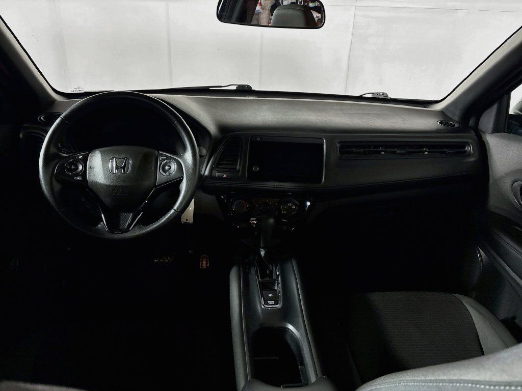 Used 2022 Honda HR-V Sport image 12