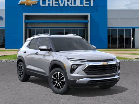New 2026 Chevrolet TrailBlazer LT w/ LT Cold Weather Package FWD image 7