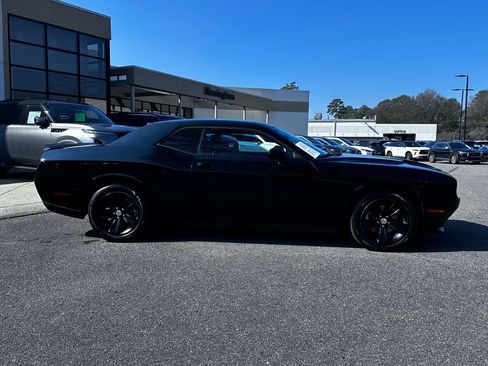 Used 2023 Dodge Challenger SXT image 12