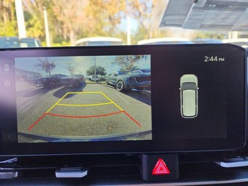 New 2026 Kia Carnival EX FWD image 18