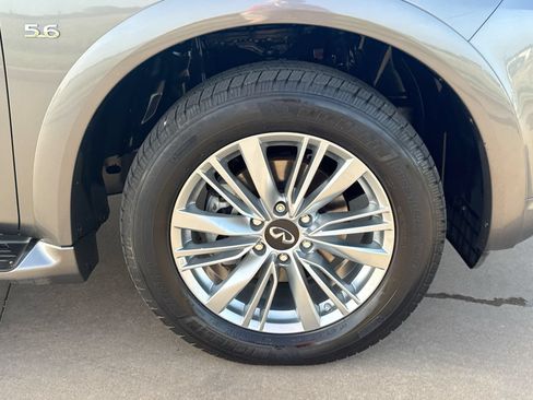 Used 2019 INFINITI QX80 Luxe w/ All-Season Package RWD image 10