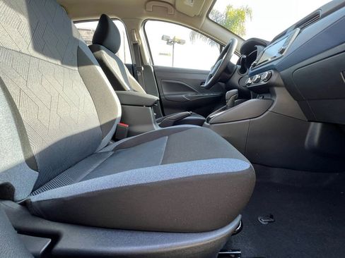 New 2025 Nissan Versa SV w/ Trunk Package image 27