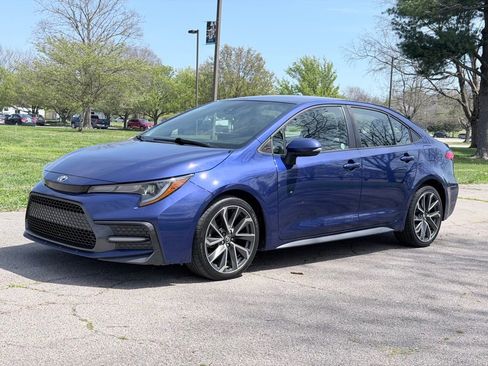 Used 2022 Toyota Corolla SE w/ Carpet Mat Package (TMS) FWD image 37