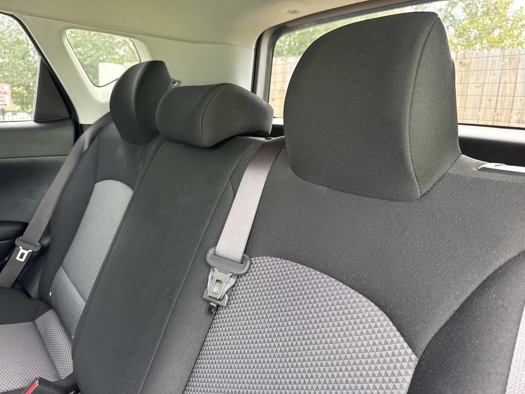 Used 2023 Kia Soul S FWD image 14