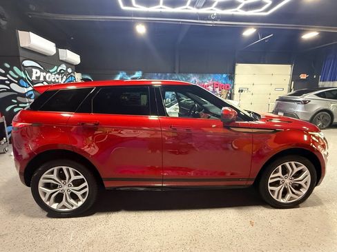 Used 2020 Land Rover Range Rover Evoque R-Dynamic SE image 8