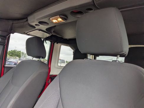 Used 2016 Jeep Wrangler Unlimited Sport w/ Quick Order Package 24S image 12