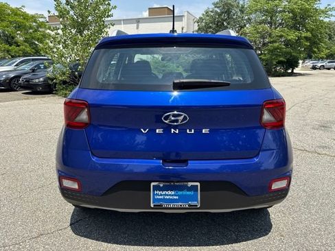 Used 2024 Hyundai Venue SEL FWD image 19