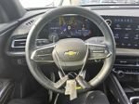 Used 2026 Chevrolet Traverse LT FWD image 10