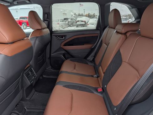 New 2026 Subaru Forester Touring image 7