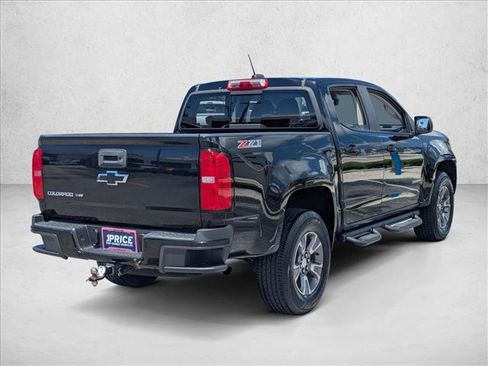 Used 2017 Chevrolet Colorado Z71 AWD/4WD image 5