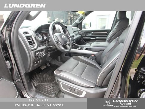 Used 2022 RAM 1500 Laramie AWD/4WD image 19