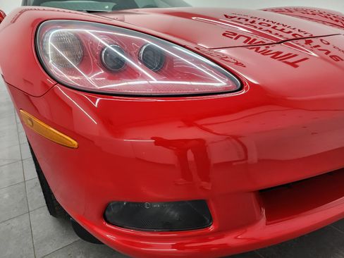 Used 2007 Chevrolet Corvette Coupe w/ Preferred Equipment Group image 17