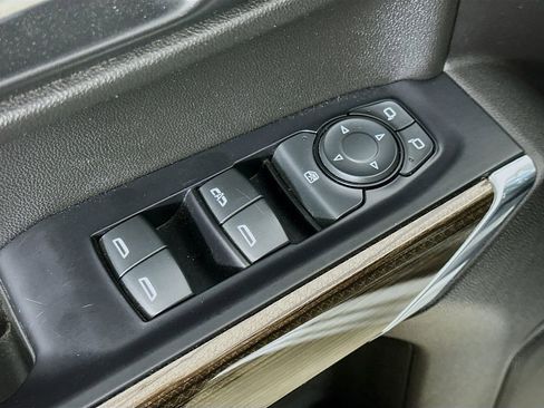 Used 2020 Chevrolet Silverado 1500 LT Trail Boss image 20