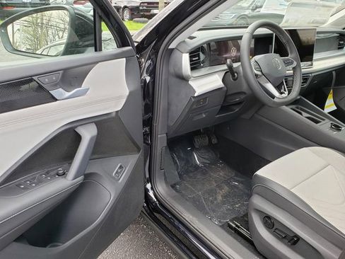 New 2026 Volkswagen Tiguan SE AWD/4WD image 6