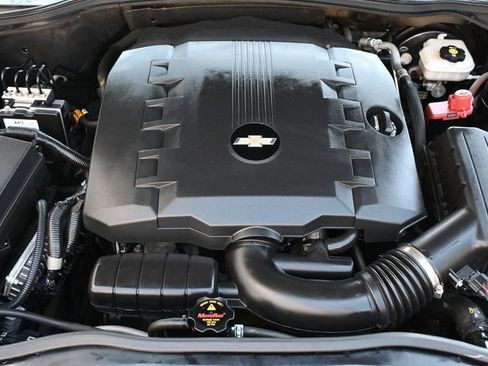 Used 2015 Chevrolet Camaro LS RWD image 15