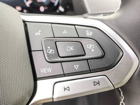 New 2026 Volkswagen Atlas Cross Sport SE FWD image 28